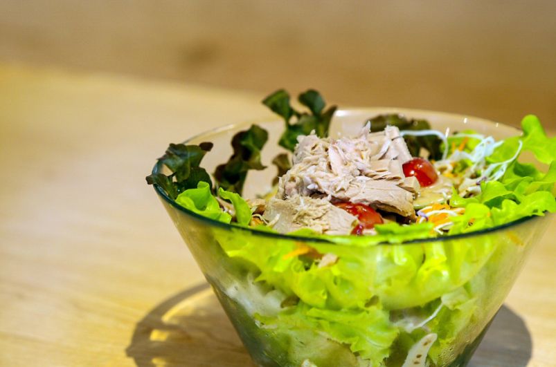 Накрошила этот салат с тунцом и балдею: вкусный и нереально полезный — хочется готовить по 2 раза в день Накрошила этот салат с тунцом и балдею: вкусный и нереально полезный — хочется готовить по 2 раза в день