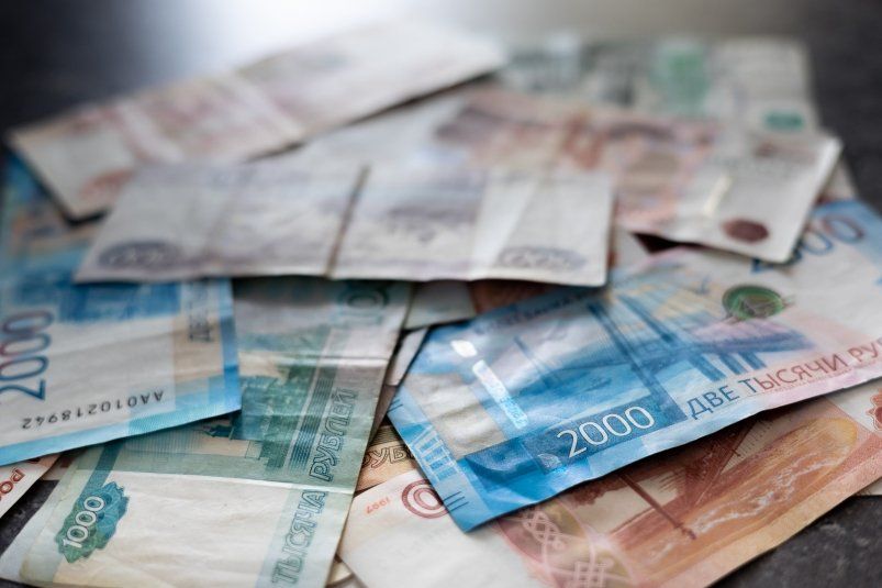 По 3 000 рублей на карту: приятный "бонус" закинут россиянам в июне — кто счастливчики