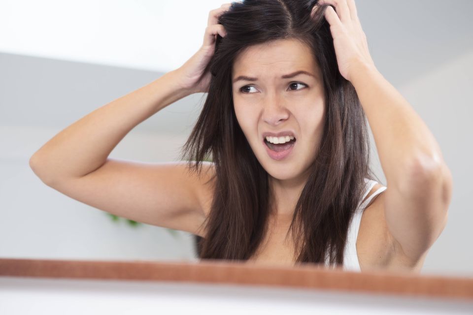 Крошатся зубы и слоятся ногти? Вот что нужно сделать, не медля ни секунды