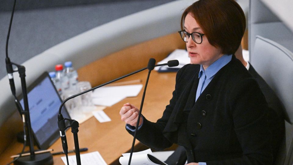 Куда уже утекают наши деньги: падение процентов по вкладам и новые реалии рынка