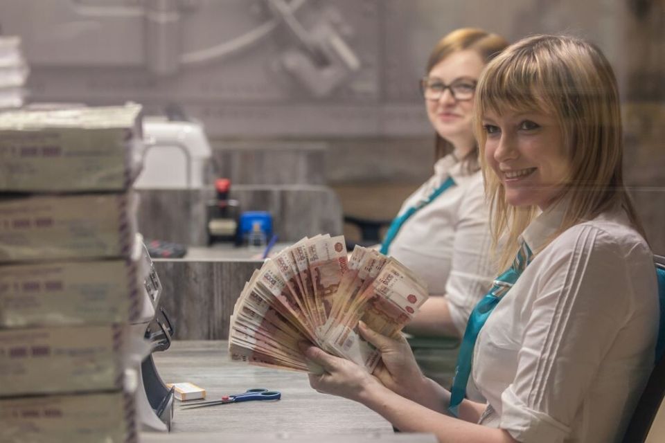 Пенсионерка стала жертвой банковского обмана: как вернуть миллионы?