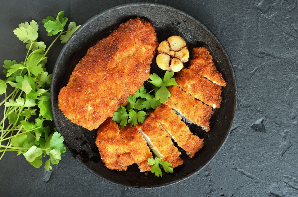 Куриные отбивные в духовке: простое блюдо для праздничного ужина