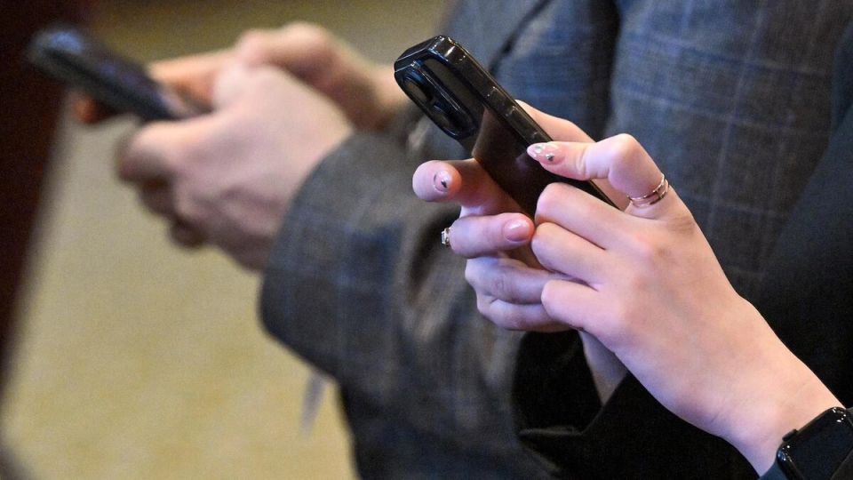 Госдума вводит штрафы за авторизацию через зарубежные сервисы