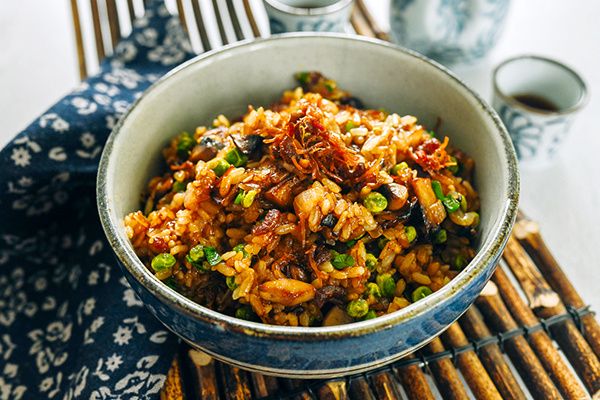 Жареный клейкий рис с соусом XO: неожиданное гастрономическое открытие