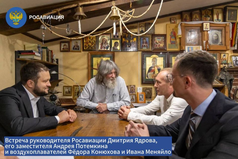                Ը 