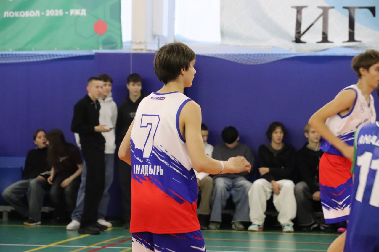 Продолжаются соревнования среди юношей и девушек по баскетболу! Продолжаются соревнования среди юношей и девушек по баскетболу!