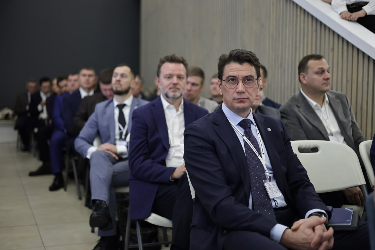 Будущее горнодобывающей отрасли Чукотки обсудили на первом в регионе Форуме недропользователей «Чукотка. Недра. Возрождение» Будущее горнодобывающей отрасли Чукотки обсудили на первом в регионе Форуме недропользователей «Чукотка. Недра. Возрождение»