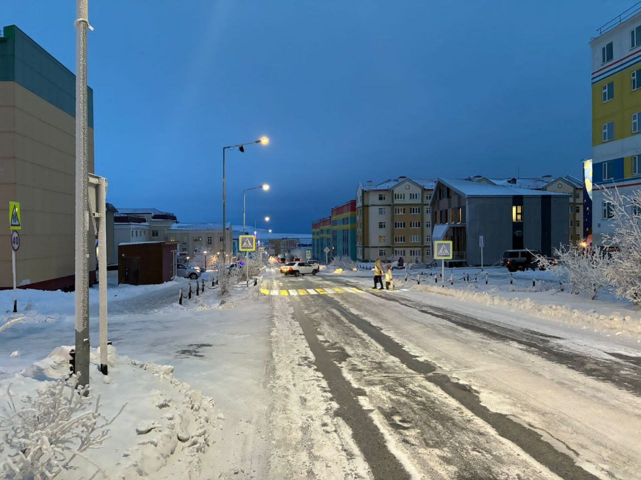 В Анадыре Госавтоинспекторы разбираются в обстоятельствах ДТП с участием несовершеннолетнего и водителя такси В Анадыре Госавтоинспекторы разбираются в обстоятельствах ДТП с участием несовершеннолетнего и водителя такси