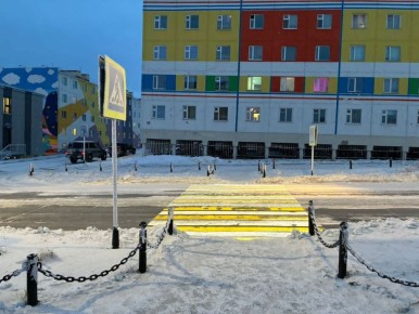 В Анадыре Госавтоинспекторы разбираются в обстоятельствах ДТП с участием несовершеннолетнего и водителя такси