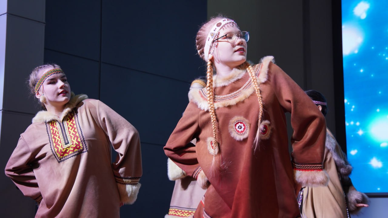 Завершилась смена «Культура и искусство» в чукотском образовательном центре «Энэрти» Завершилась смена «Культура и искусство» в чукотском образовательном центре «Энэрти»