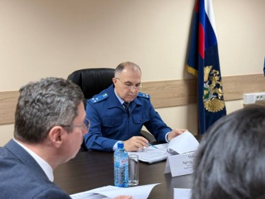 В прокуратуре округа состоялось межведомственное совещание по вопросам профилактики преступлений против несовершеннолетних