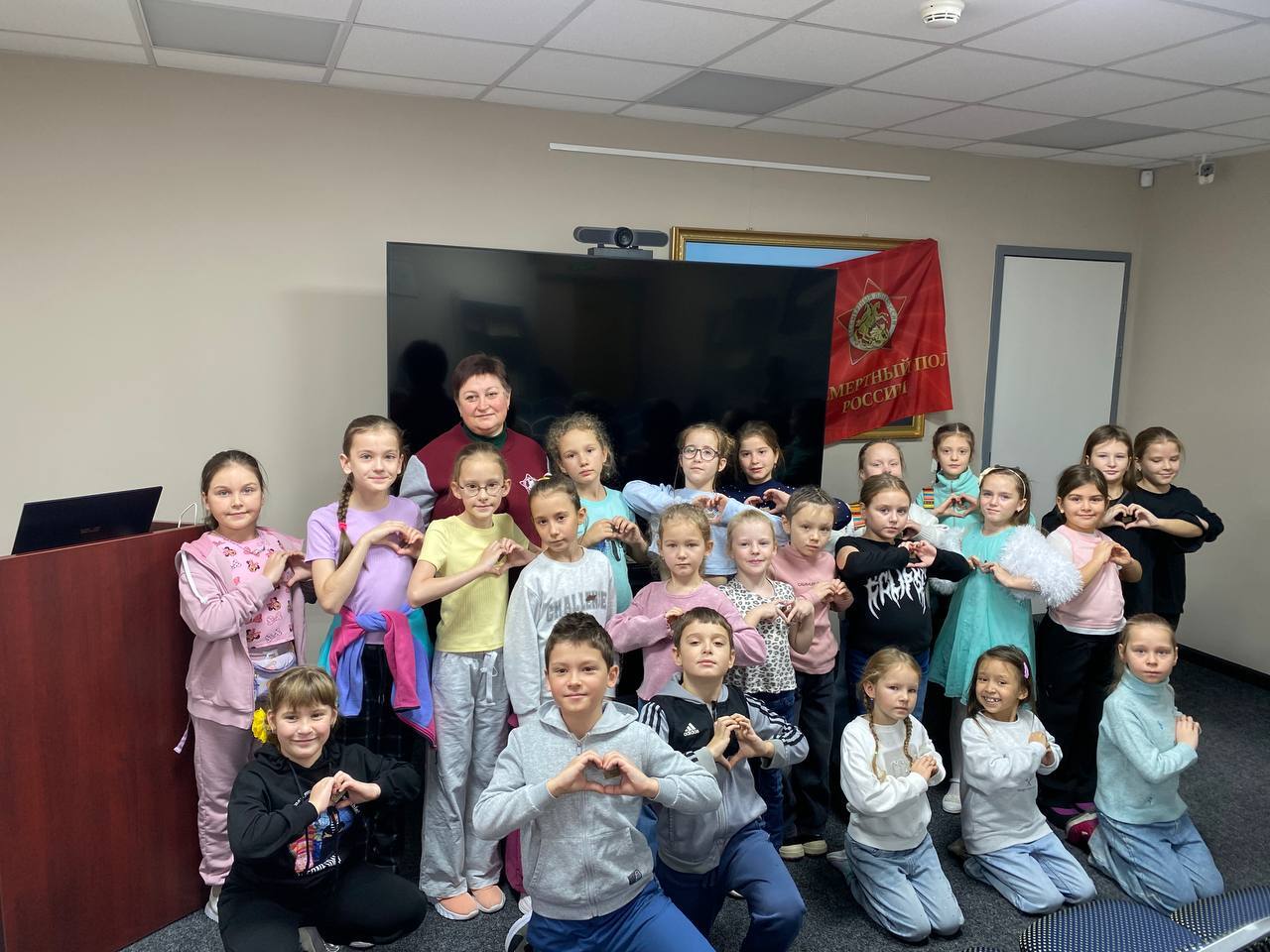 1 ноября 2025 года, учащиеся 1, 2 и 3 классов хореографического отделения Детской Школы Искусств посетили музейный центр «Наследие Чукотки» 1 ноября 2025 года, учащиеся 1, 2 и 3 классов хореографического отделения Детской Школы Искусств посетили музейный центр «Наследие Чукотки»