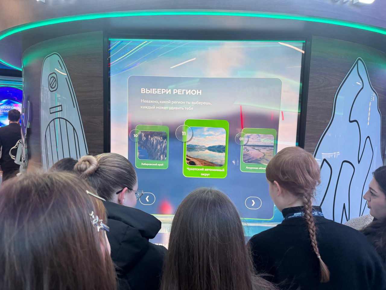 В московском метро в восьмой раз стартовал уникальный брендированный состав, посвященный Дальнему Востоку В московском метро в восьмой раз стартовал уникальный брендированный состав, посвященный Дальнему Востоку