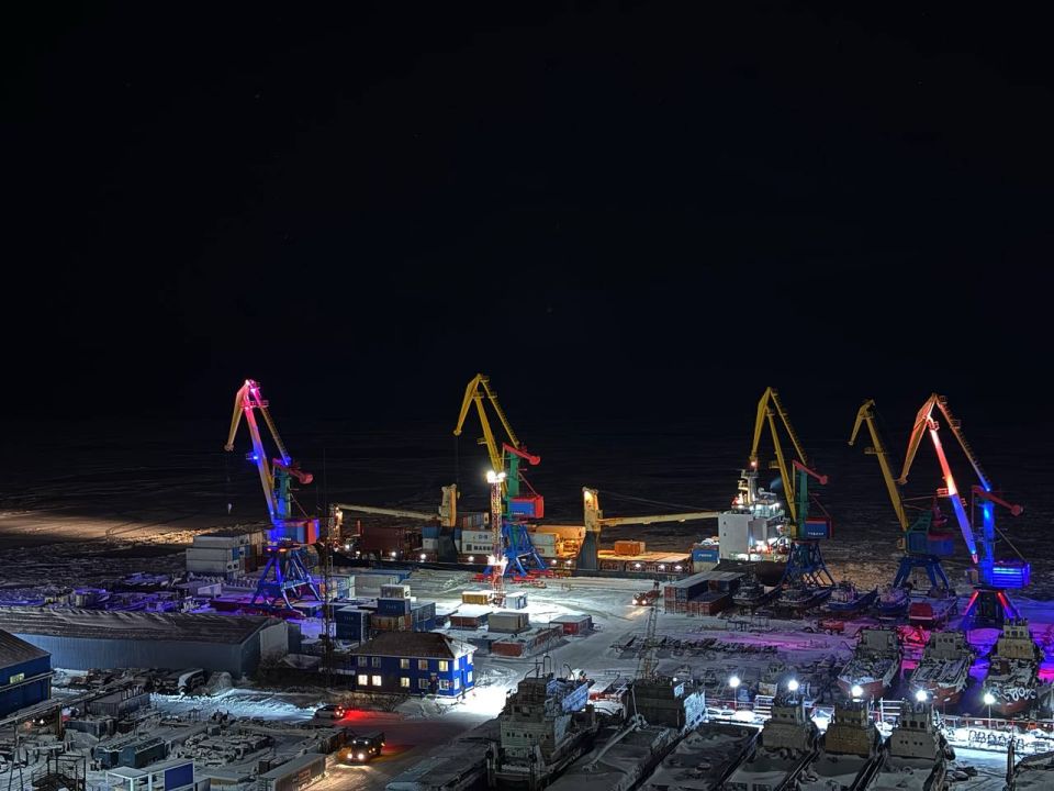 В порту Анадырь завершила швартовку «Феско Ольга»