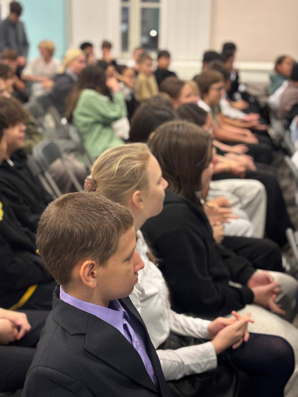 С 10 по 15 ноября в нашей школе прошла Неделя "Живой классики", в течение которой у ребят 5-9 классов прошёл ряд увлекательных мероприятий С 10 по 15 ноября в нашей школе прошла Неделя "Живой классики", в течение которой у ребят 5-9 классов прошёл ряд увлекательных мероприятий