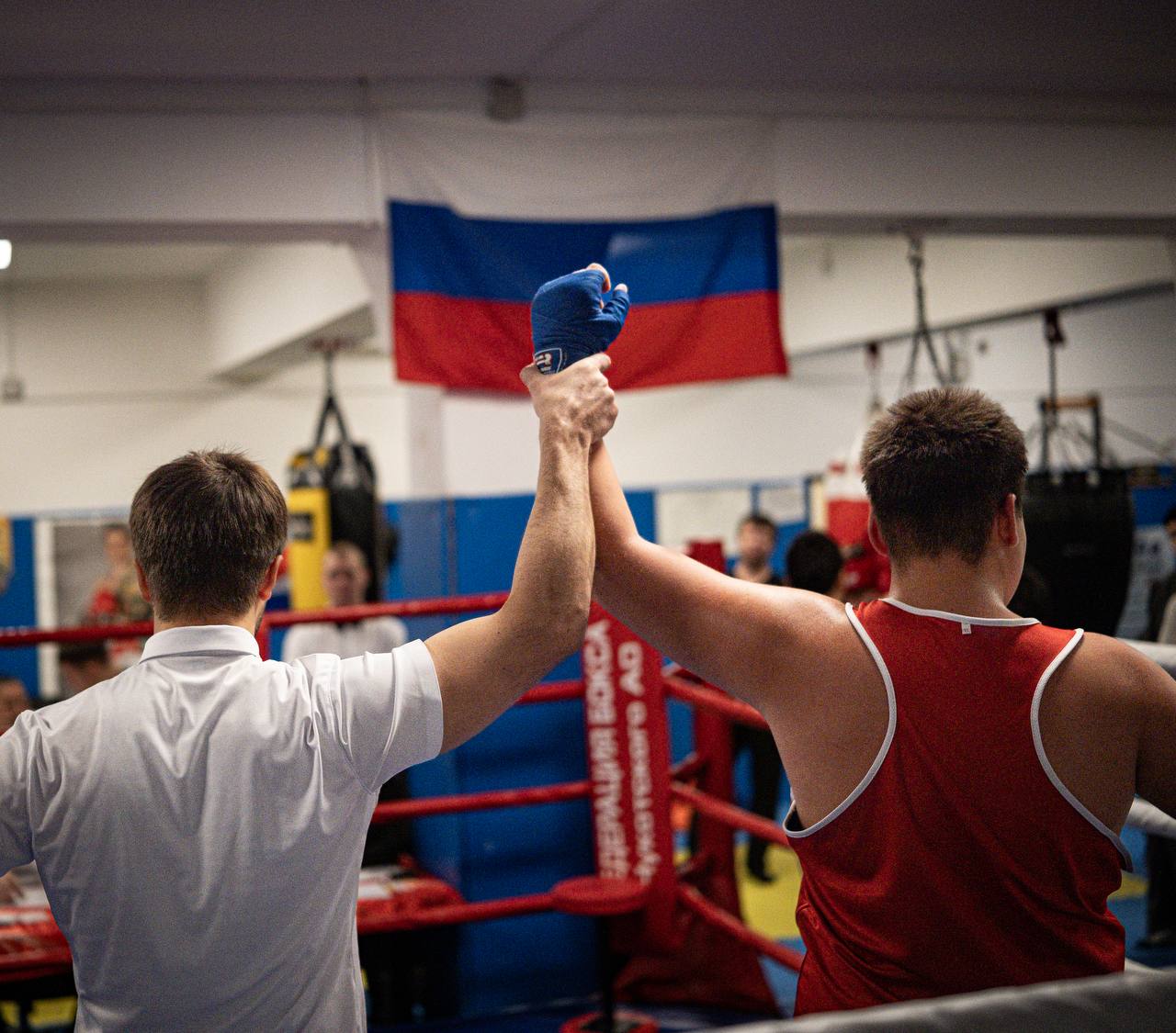 Фотографии с турнира по боксу в честь Дня сотрудника органов внутренних дел доступны по ссылке смотреть Фотографии с турнира по боксу в честь Дня сотрудника органов внутренних дел доступны по ссылке смотреть