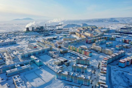 Губернатор Чукотского автономного округа Владислав Кузнецов во время прямой линии рассказал, что в Анадыре планируется строительство современного культурно-спортивного центра с бассейном