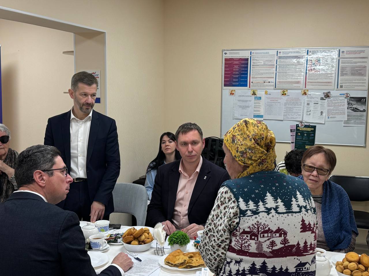 Сергей Спицын: Встреча со старшим поколением в Анадыре Сергей Спицын: Встреча со старшим поколением в Анадыре