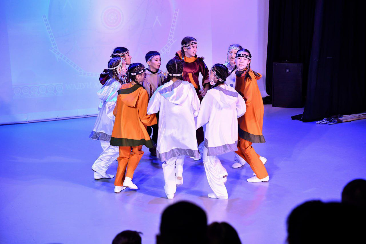 Сергей Спицын: В Анадыре торжественно завершился V Окружной фестиваль родных языков, посвящённый памяти, истории и уникальной культуре юкагирского народа Сергей Спицын: В Анадыре торжественно завершился V Окружной фестиваль родных языков, посвящённый памяти, истории и уникальной культуре юкагирского народа