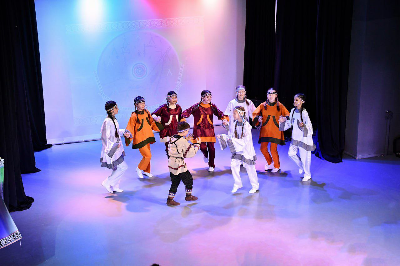 Сергей Спицын: В Анадыре торжественно завершился V Окружной фестиваль родных языков, посвящённый памяти, истории и уникальной культуре юкагирского народа Сергей Спицын: В Анадыре торжественно завершился V Окружной фестиваль родных языков, посвящённый памяти, истории и уникальной культуре юкагирского народа