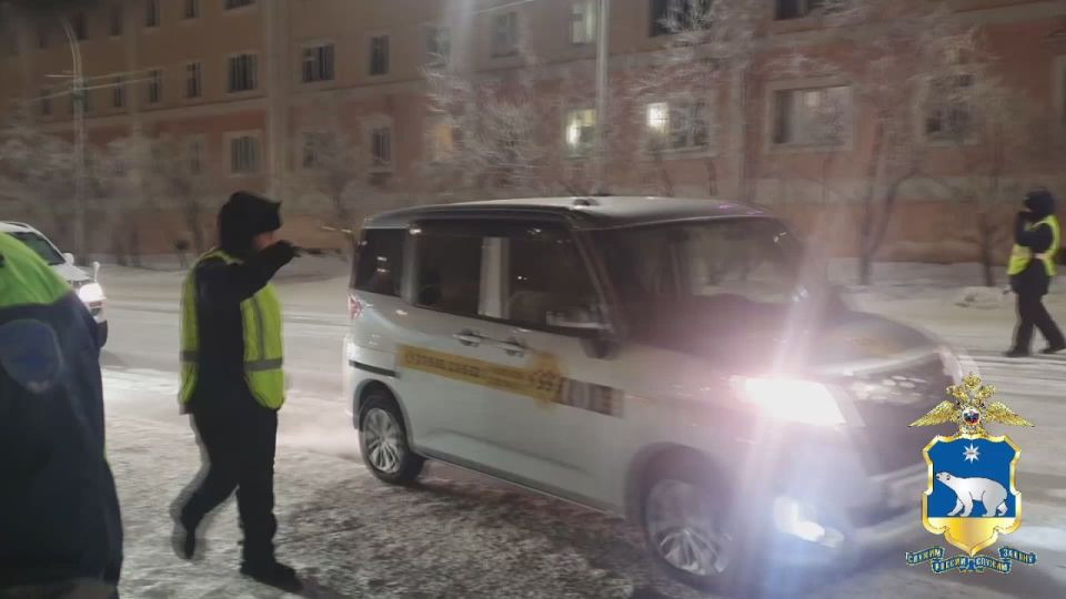 В Анадыре Госавтоинспекторы провели профилактические рейдовые мероприятия