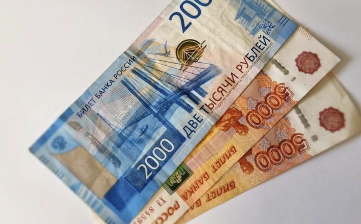 Как выбрать выгодные вклады и накопительные счета в 2025 году