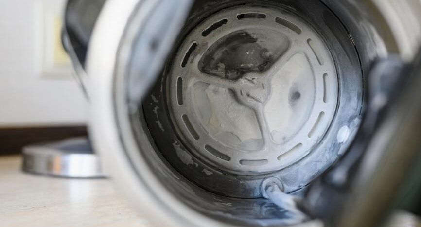 Накипь в чайнике: как она влияет на ваш бюджет