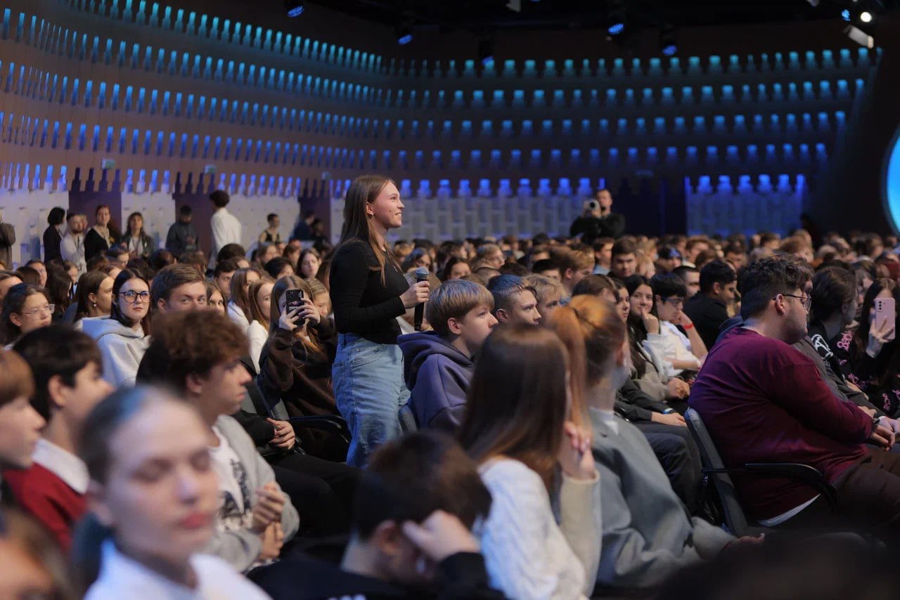 За учёбой, за карьерой, за уникальностью — на Дальний Восток! За учёбой, за карьерой, за уникальностью — на Дальний Восток!