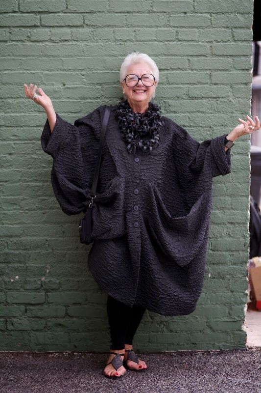 Какая одежда старит? Избавьтесь от врагов вашей молодости в гардеробе