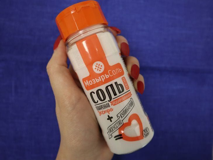 Соль — ваш скрытый враг: как одна щепотка разрушает вкус мяса и делает вас посмешищем на кухне