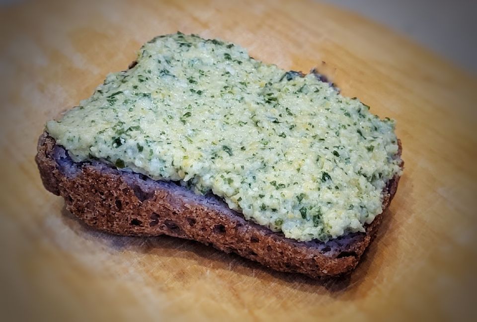 Нутовый паштет с вакаме: идеальная закуска для гурманов и здоровья