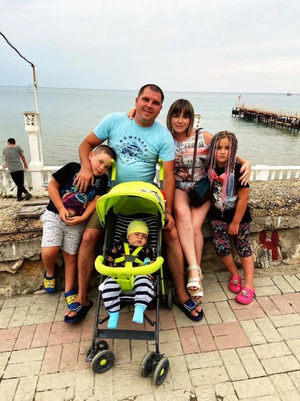 #МамыВпогонах. В преддверии Дня матери мы рассказываем о женщине, которая сочетает в себе строгость полицейского и нежность матери, — майоре полиции Алёне Васляевой, сотруднице изолятора временного содержания МОтд МВД России...