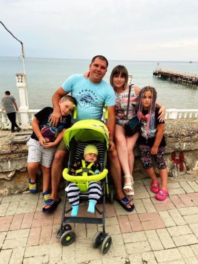 #МамыВпогонах. В преддверии Дня матери мы рассказываем о женщине, которая сочетает в себе строгость полицейского и нежность матери, — майоре полиции Алёне Васляевой, сотруднице изолятора временного содержания МОтд МВД России...