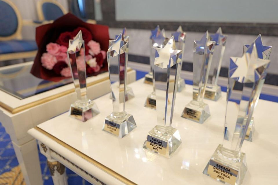 На Дальнем Востоке зажигают звёзды