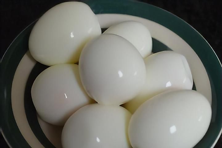 Как менопауза влияет на вес: 5 полезных продуктов для поддержания здоровья