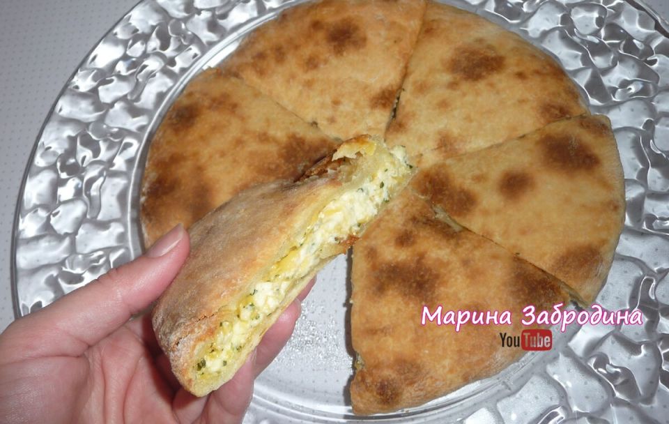 Пирог с сыром и зеленью: быстрое угощение