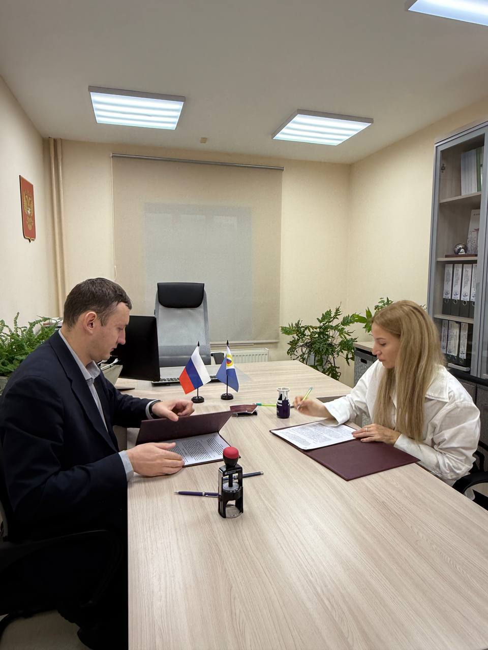 Символично в Международный день инвалидов подписали Соглашение о сотрудничестве с региональным отделением ВОРДИ Чукотки Символично в Международный день инвалидов подписали Соглашение о сотрудничестве с региональным отделением ВОРДИ Чукотки