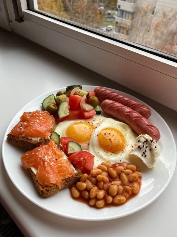 Почему чувство голода не покидает вас даже после еды: продукты, которые сбивают с толку