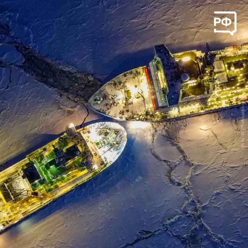 Россия — единственная в мире страна, у которой есть атомный ледокольный флот Россия — единственная в мире страна, у которой есть атомный ледокольный флот