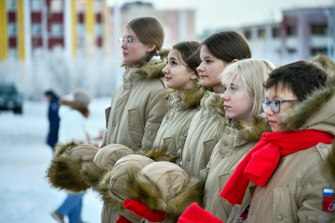 Сергей Спицын: Уважаемые жители городского округа Анадырь! Примите искренние поздравления с Днём Героев Отечества! Сергей Спицын: Уважаемые жители городского округа Анадырь! Примите искренние поздравления с Днём Героев Отечества!