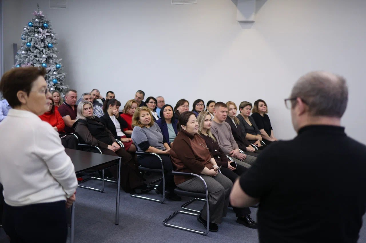 В рамках Международного дня борьбы с коррупцией для сотрудников Аппарата Губернатора и Правительства Чукотки провели аппаратную учебу В рамках Международного дня борьбы с коррупцией для сотрудников Аппарата Губернатора и Правительства Чукотки провели аппаратную учебу