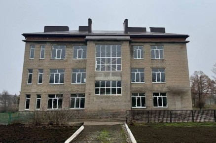 Чукотка возвращает Новолуганское к мирной жизни: программа восстановления 2025 года выполнена с превышением плана