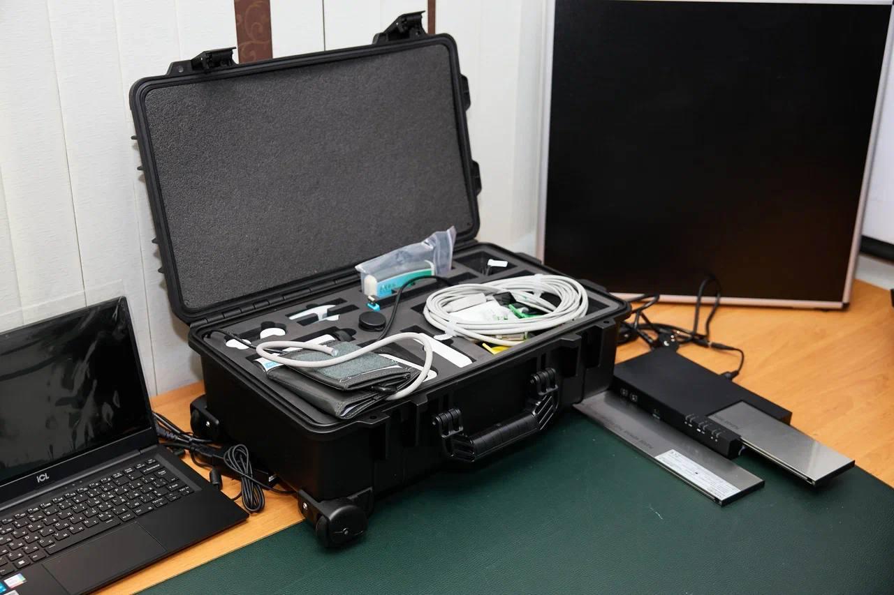 Новое оборудование для выездных осмотров жителей сёл и оленеводов передали в Чукотскую окружную больницу Новое оборудование для выездных осмотров жителей сёл и оленеводов передали в Чукотскую окружную больницу