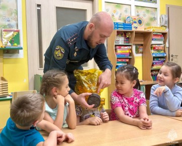 Новогодняя безопасность для самых маленьких