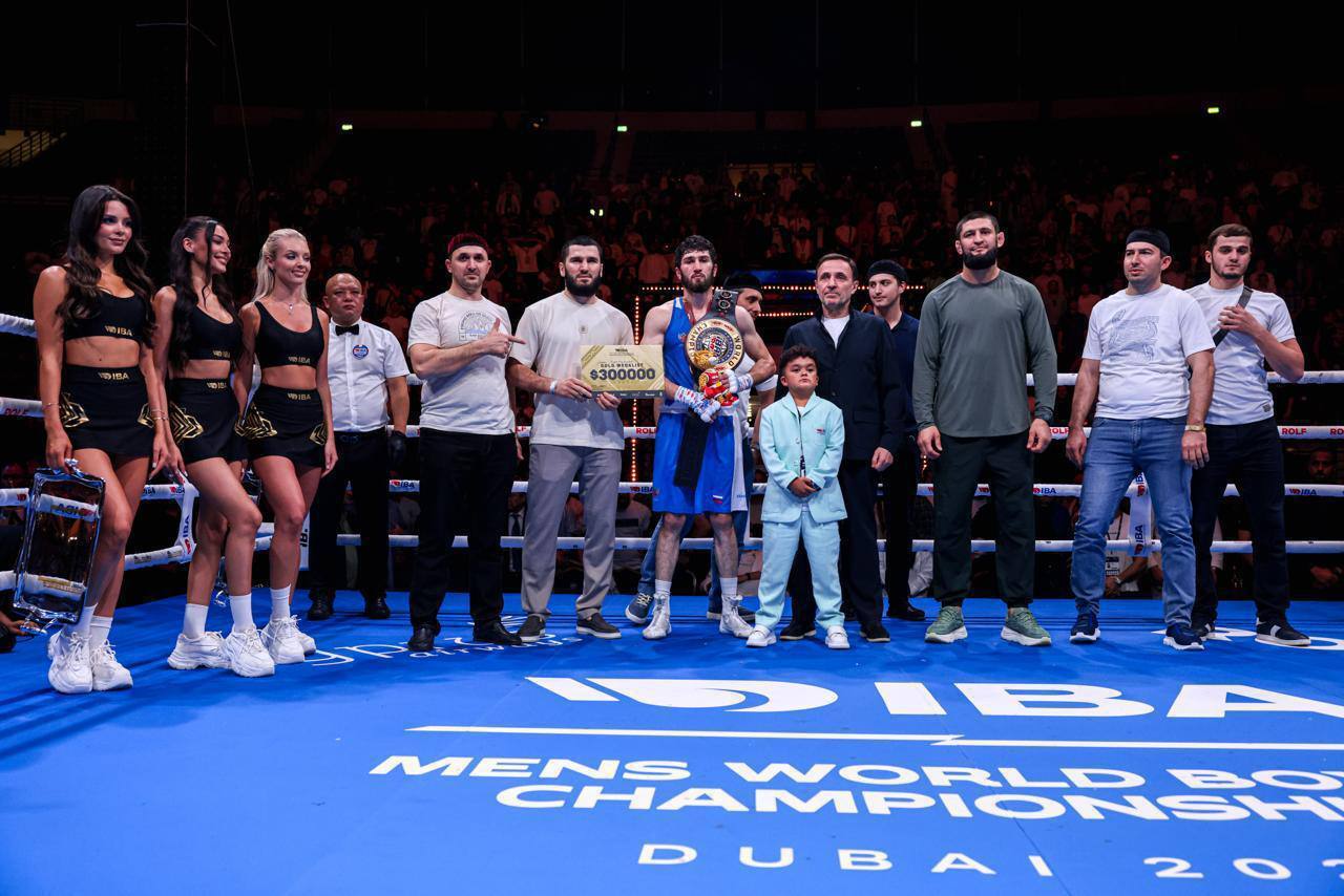 Сборная России устанавливает исторический рекорд на ЧМ по боксу Сборная России устанавливает исторический рекорд на ЧМ по боксу