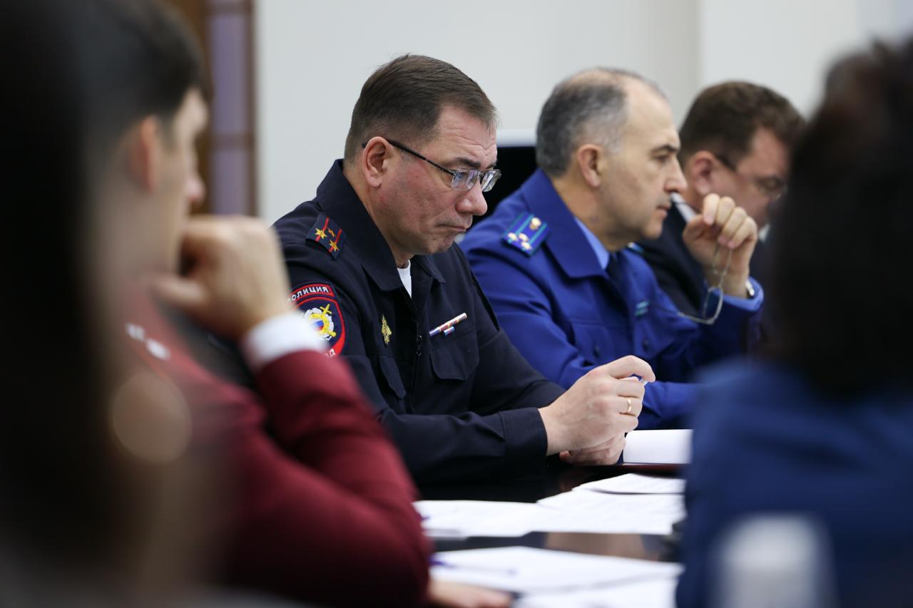 На Чукотке подводят итоги работы по предупреждению чрезвычайных ситуаций в 2025 году и определяют задачи на новый период На Чукотке подводят итоги работы по предупреждению чрезвычайных ситуаций в 2025 году и определяют задачи на новый период