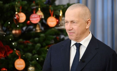 Юрий Трутнев поздравил жителей Дальнего Востока с Новым годом