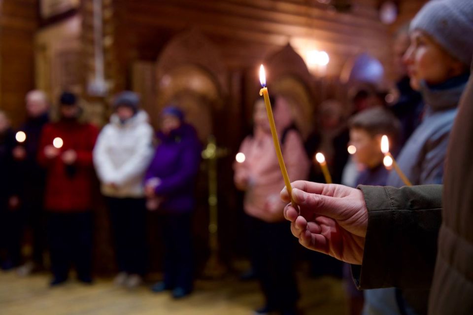 Поздравляю вас со светлым праздником Рождества Христова!