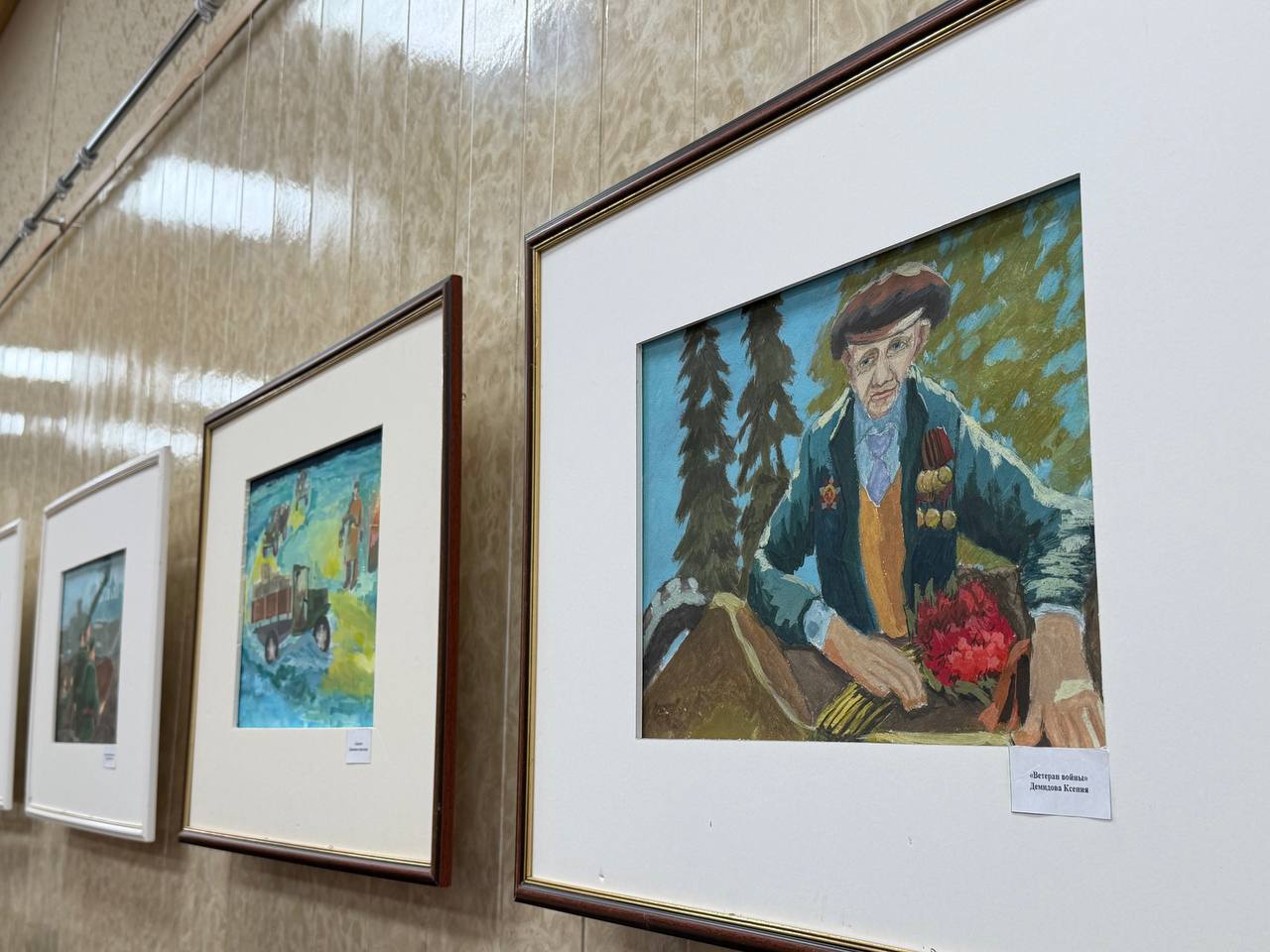 «Эхо блокадного Ленинграда»: выставка в Детской школе искусств «Эхо блокадного Ленинграда»: выставка в Детской школе искусств