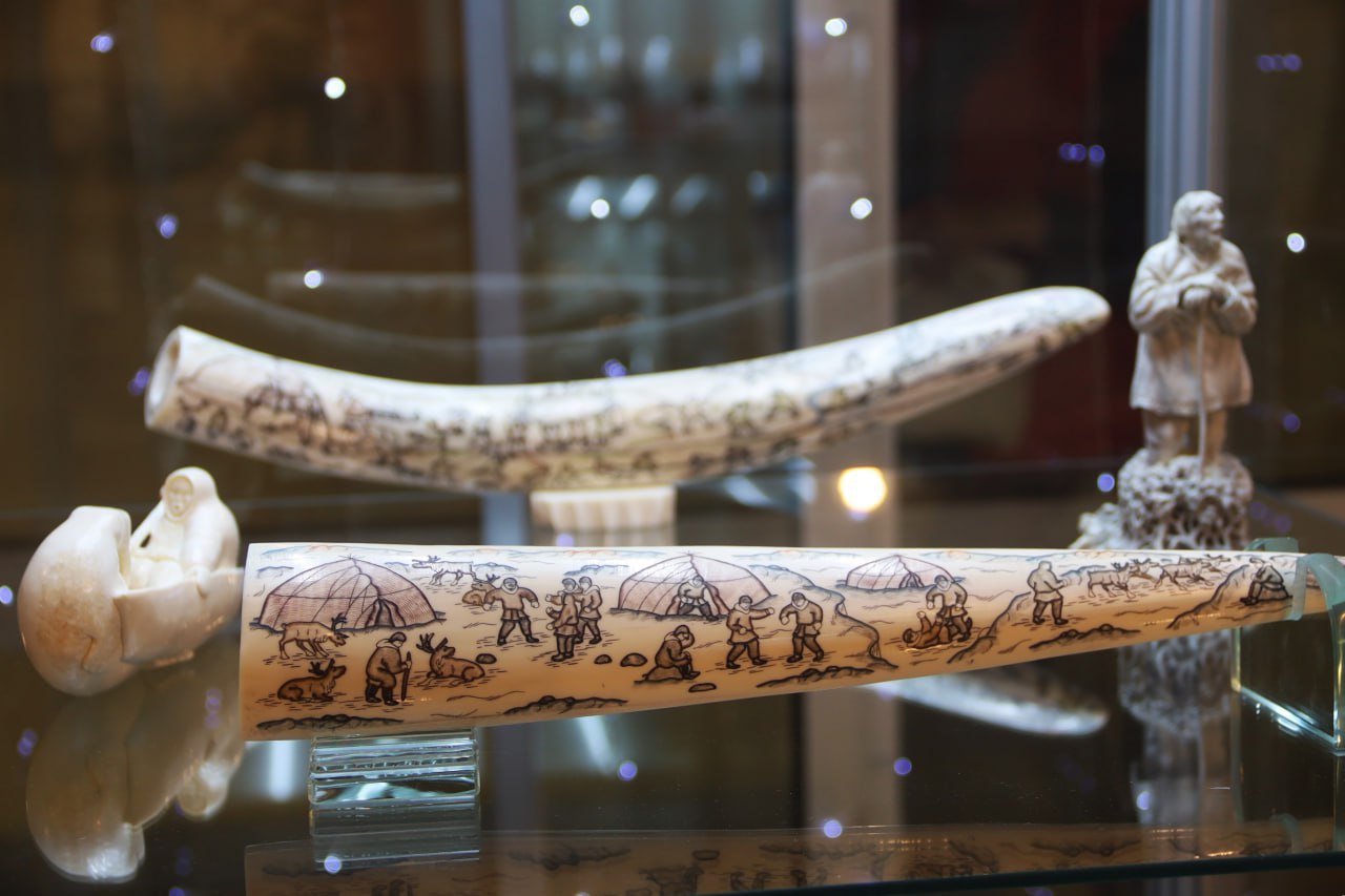 Уэленская косторезная мастерская: легенда Чукотки готовится к 95-летию Уэленская косторезная мастерская: легенда Чукотки готовится к 95-летию